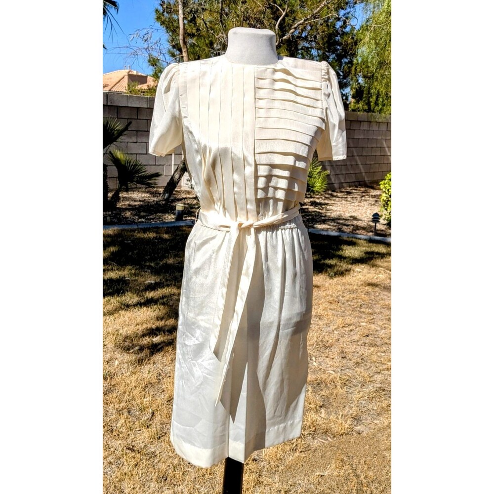 Vintage 1980s Adrianna Papell Petite Sz 6 Shiny Oyster White Lattice Dress EUC